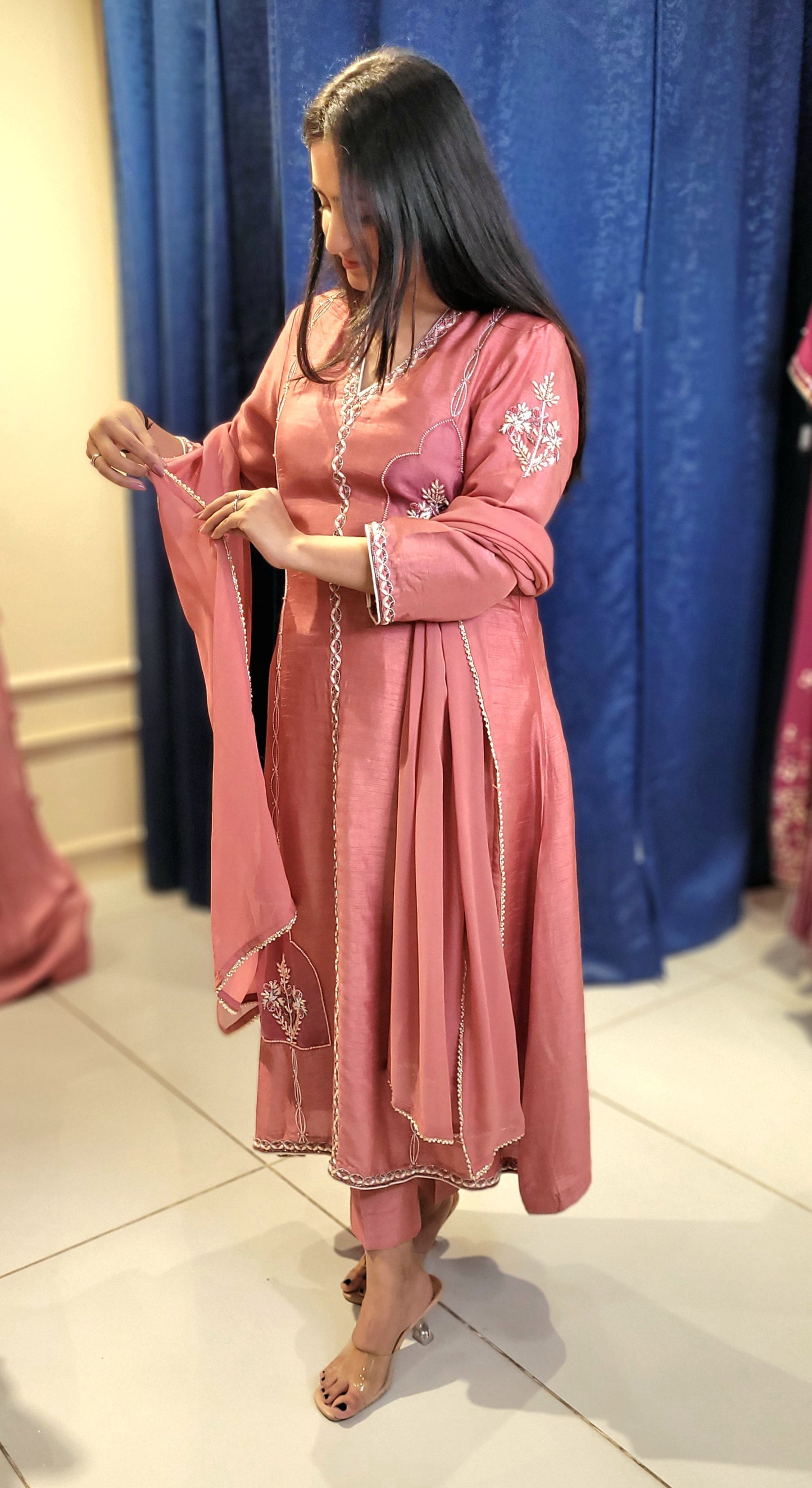 Suique Onion Pink Anarkali Kurta Set
