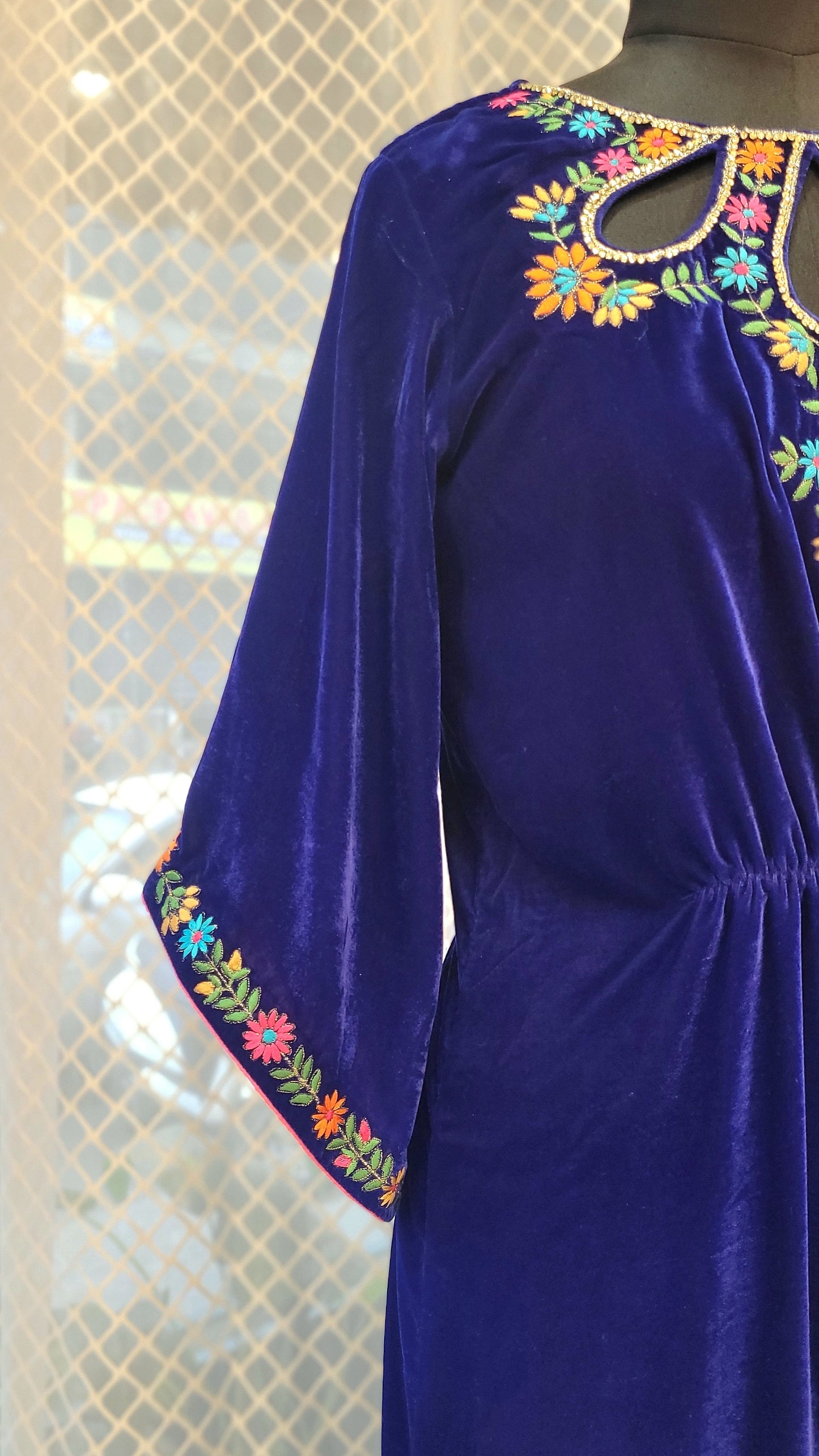 Suique Royal Blue Velvet Dress