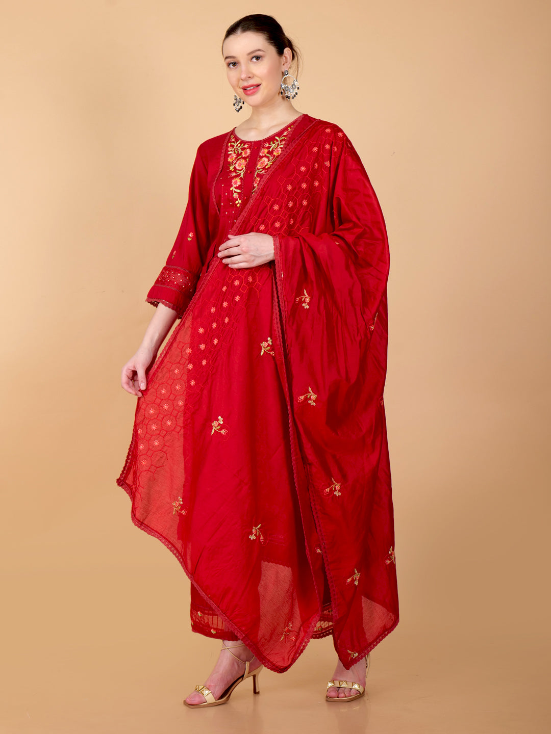 Suique Regal Red Embroidered Suit Set