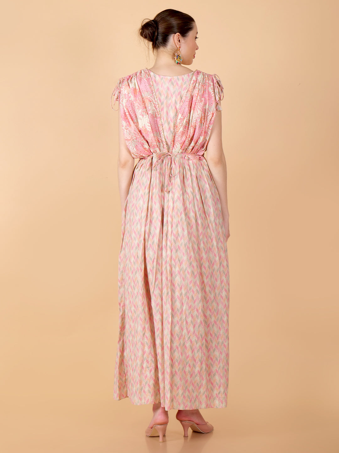 Suique Pastel Pink Floral Dress