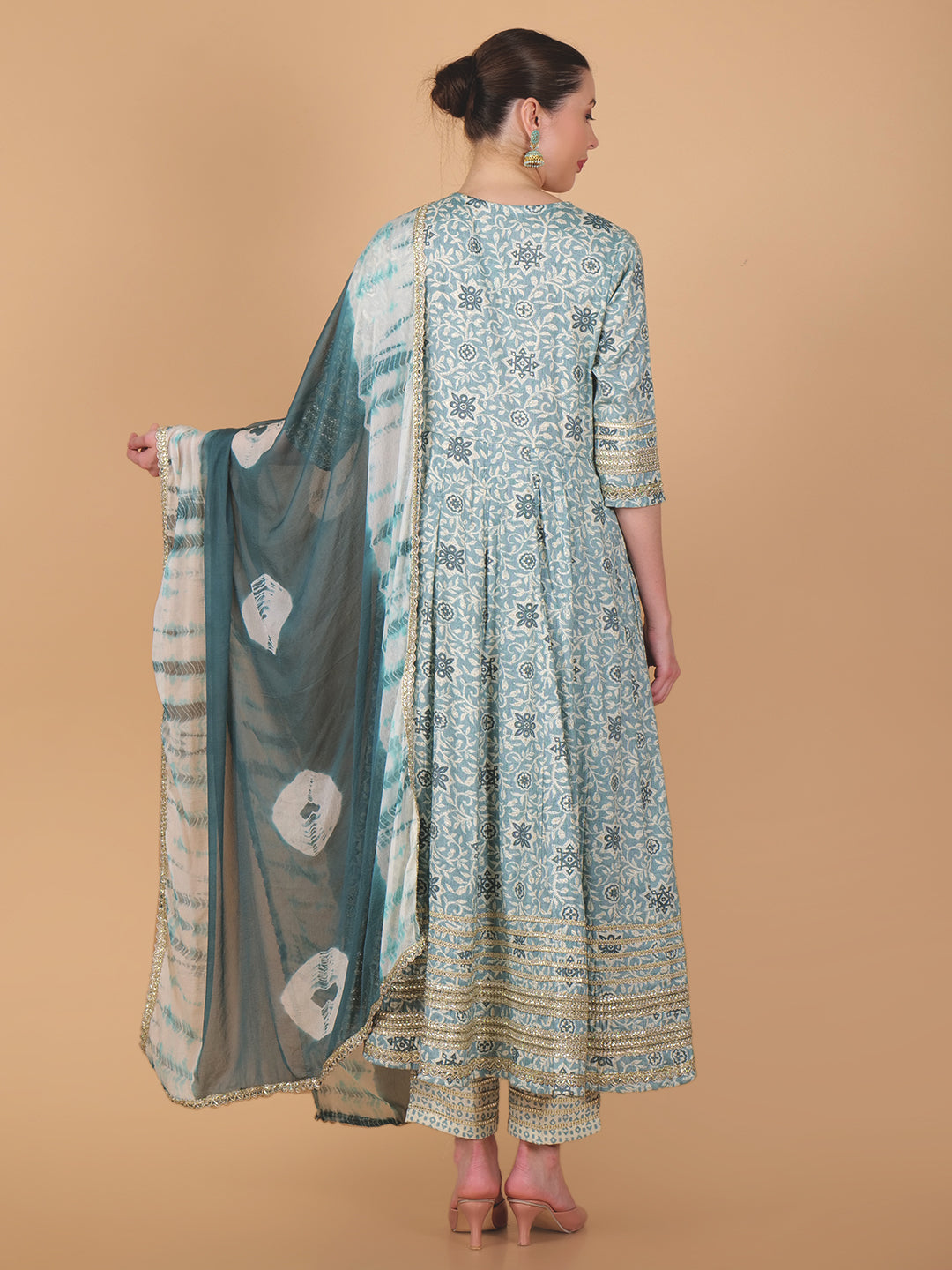 Suique Grey Embellished Anarkali Suit
