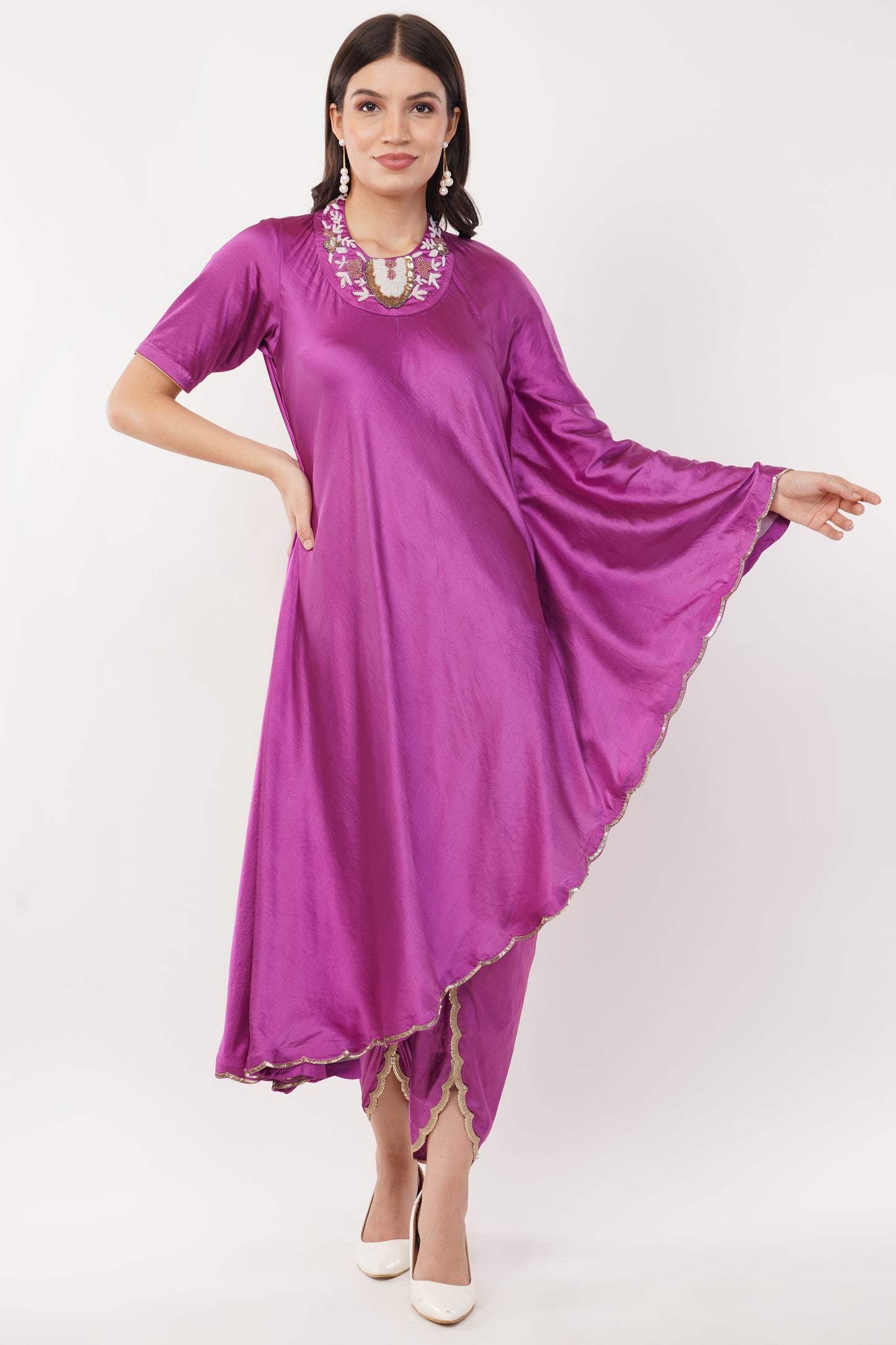 Suique Elegant Asymmetry: One-Side Kaftan & Sleeve Kurta Set