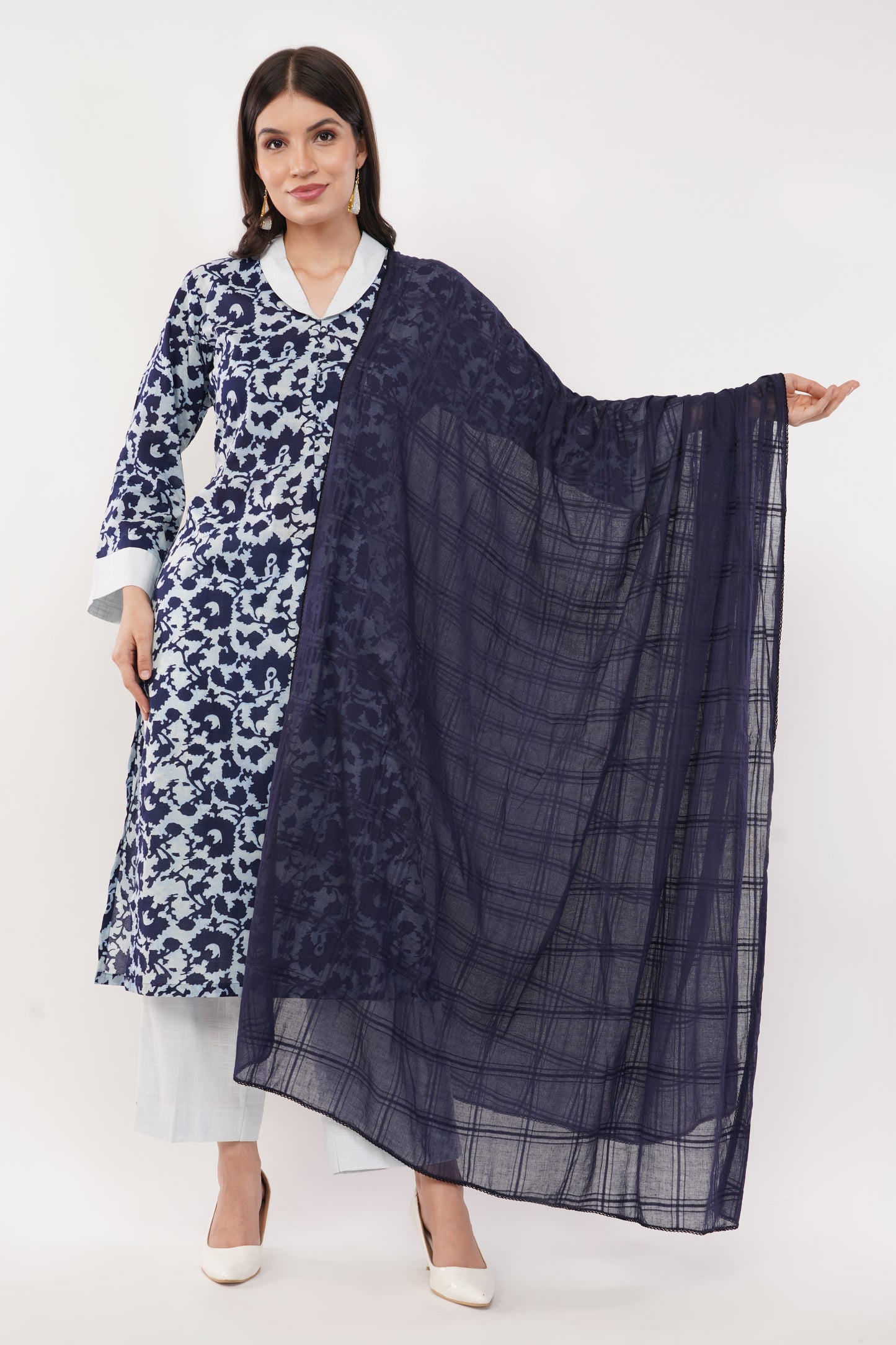 Suique Mystic Navy Floral Print Suit set