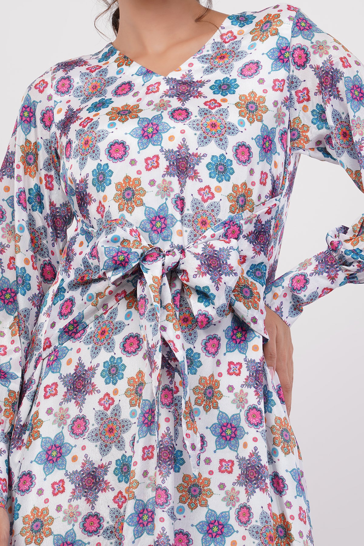 Suique Vibrant Floral Asymmetrical Dress
