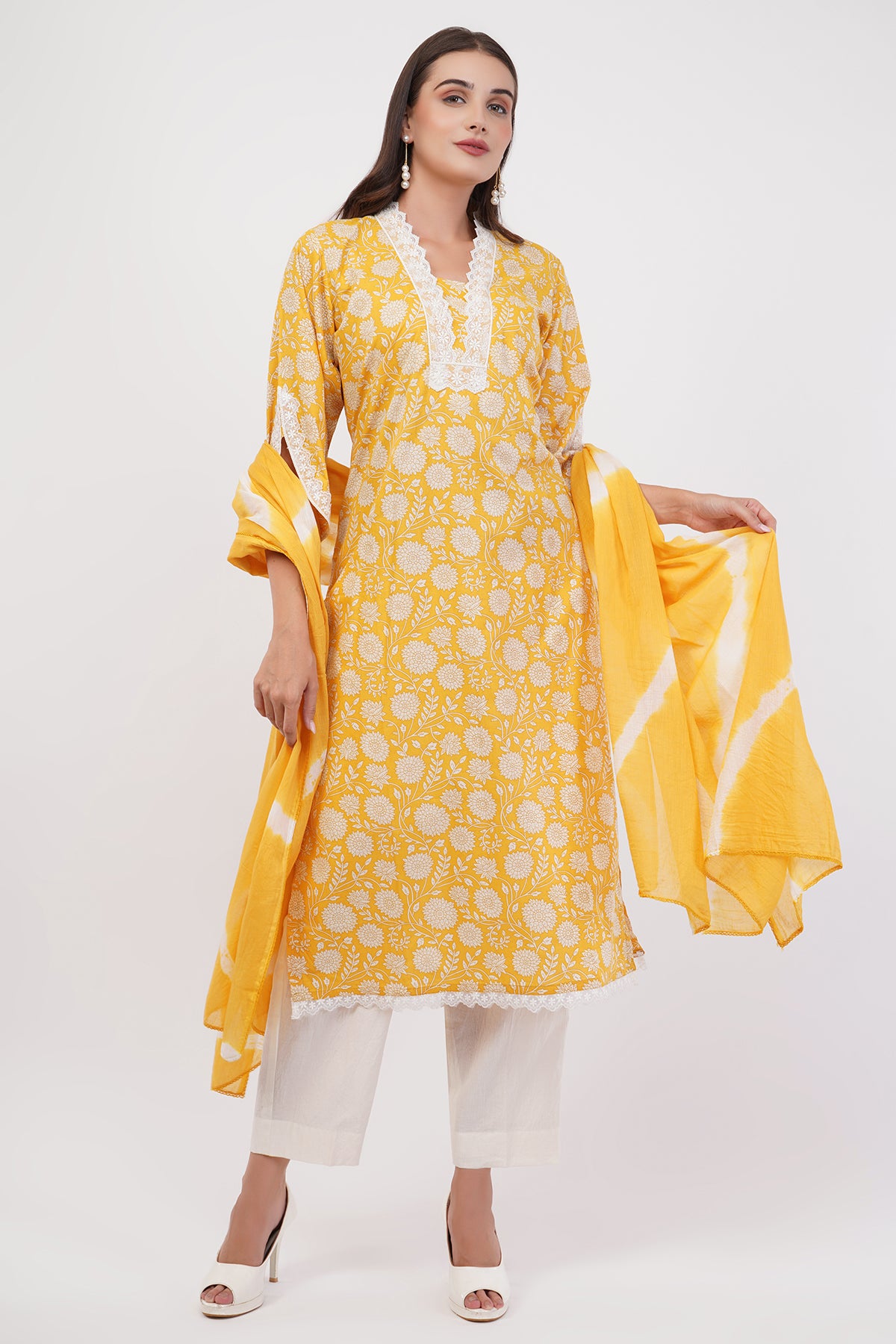 Suique Sunny Yellow Printed Suit Set