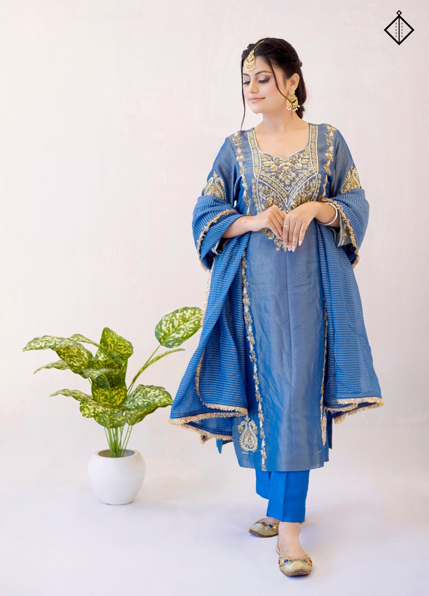 Suique Majestic Blue Shimmer Suit Set