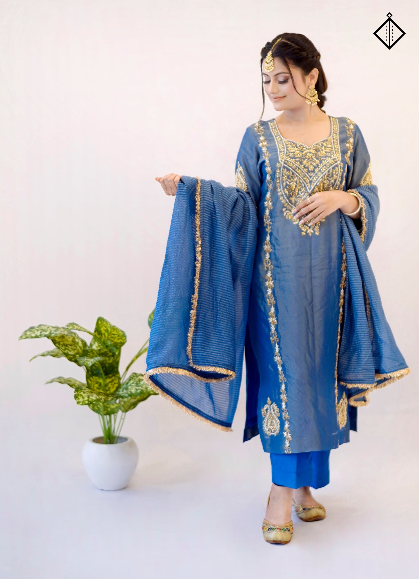 Suique Majestic Blue Shimmer Suit Set