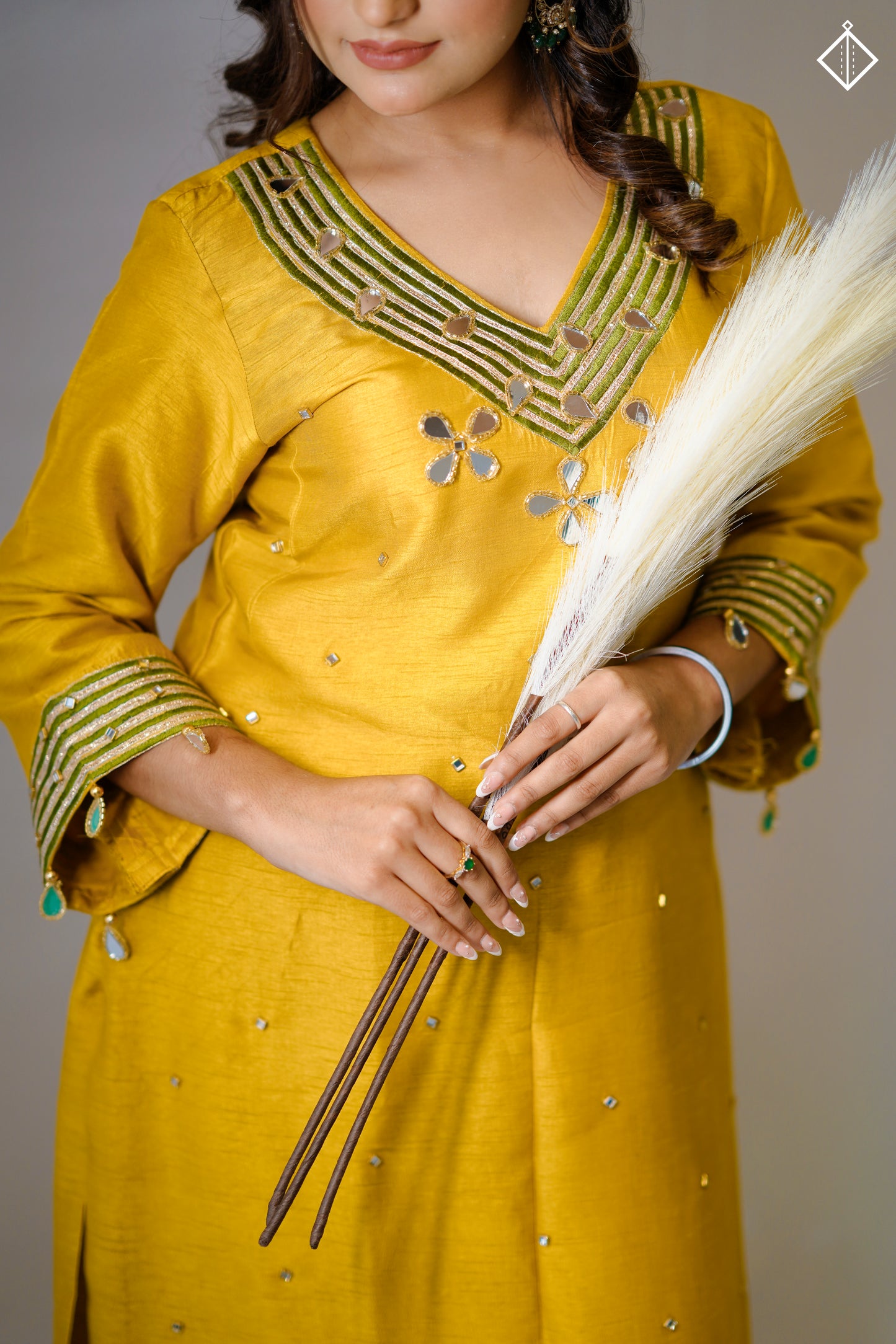 Suique Sunny Yellow Mirror Kurta Set