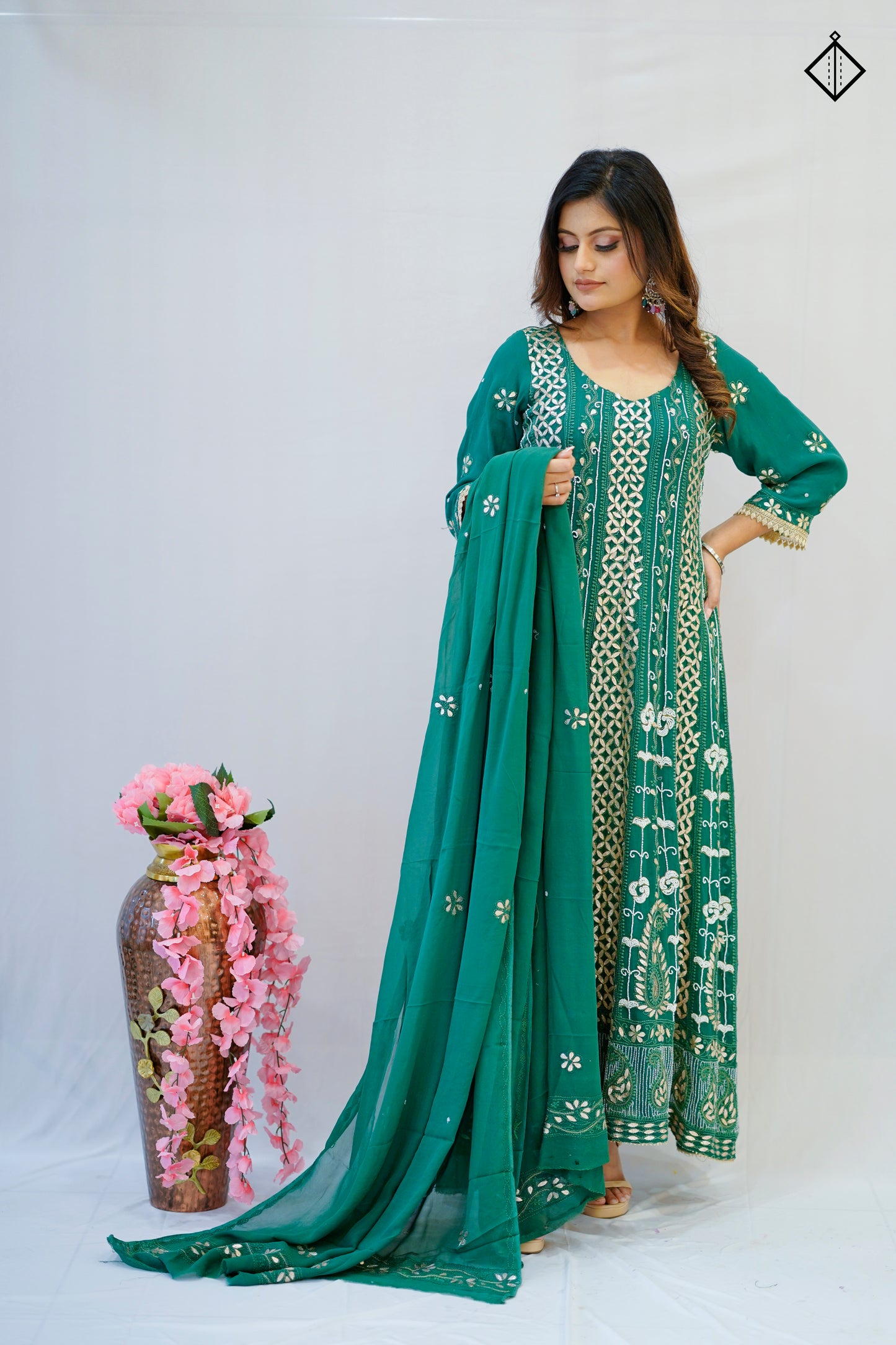 Suique Emerald Green Anarkali Set