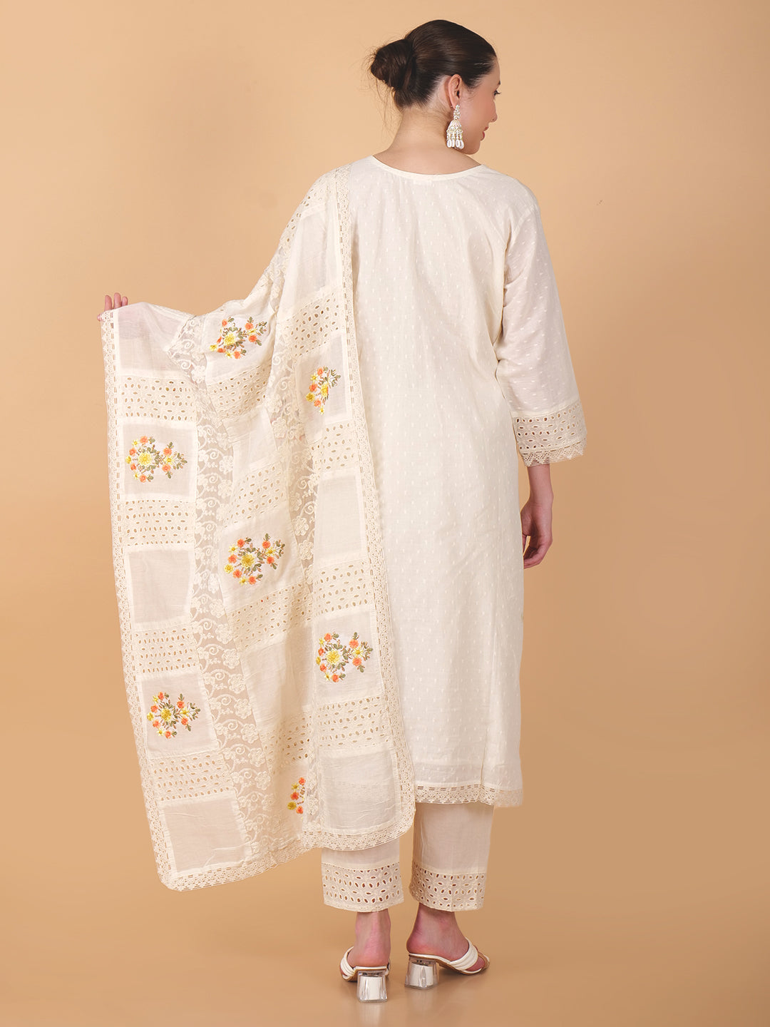 Suique Embroidered Beige Floral Suit Set