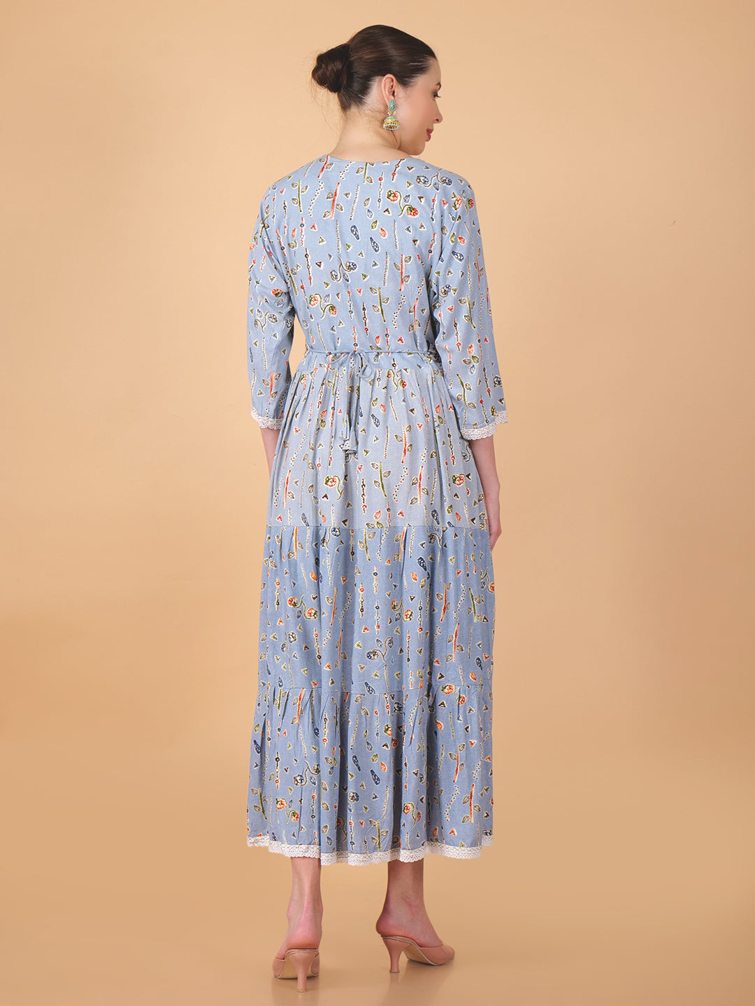 Suique Charming Blue Folkloric Printed Gown