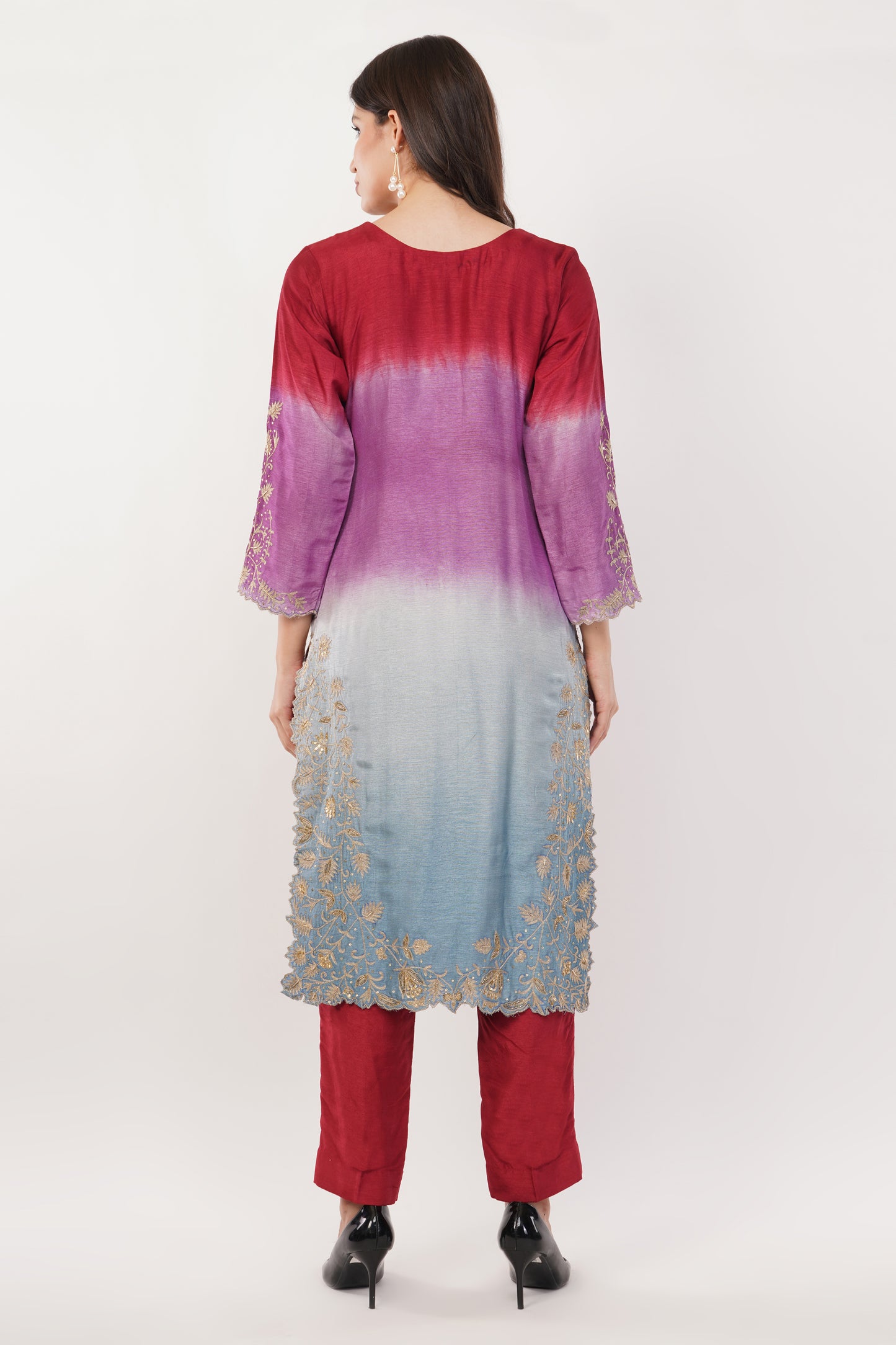 Suique Gradient Embroidered Kurta Set