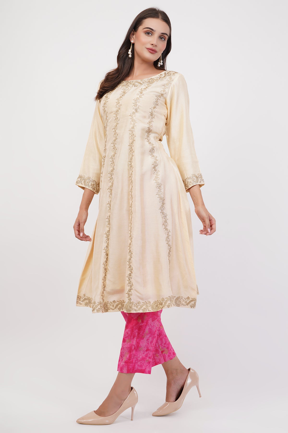 Suique Opulent Cream Anarkali with Golden Embroidery and Vibrant Pink Pants
