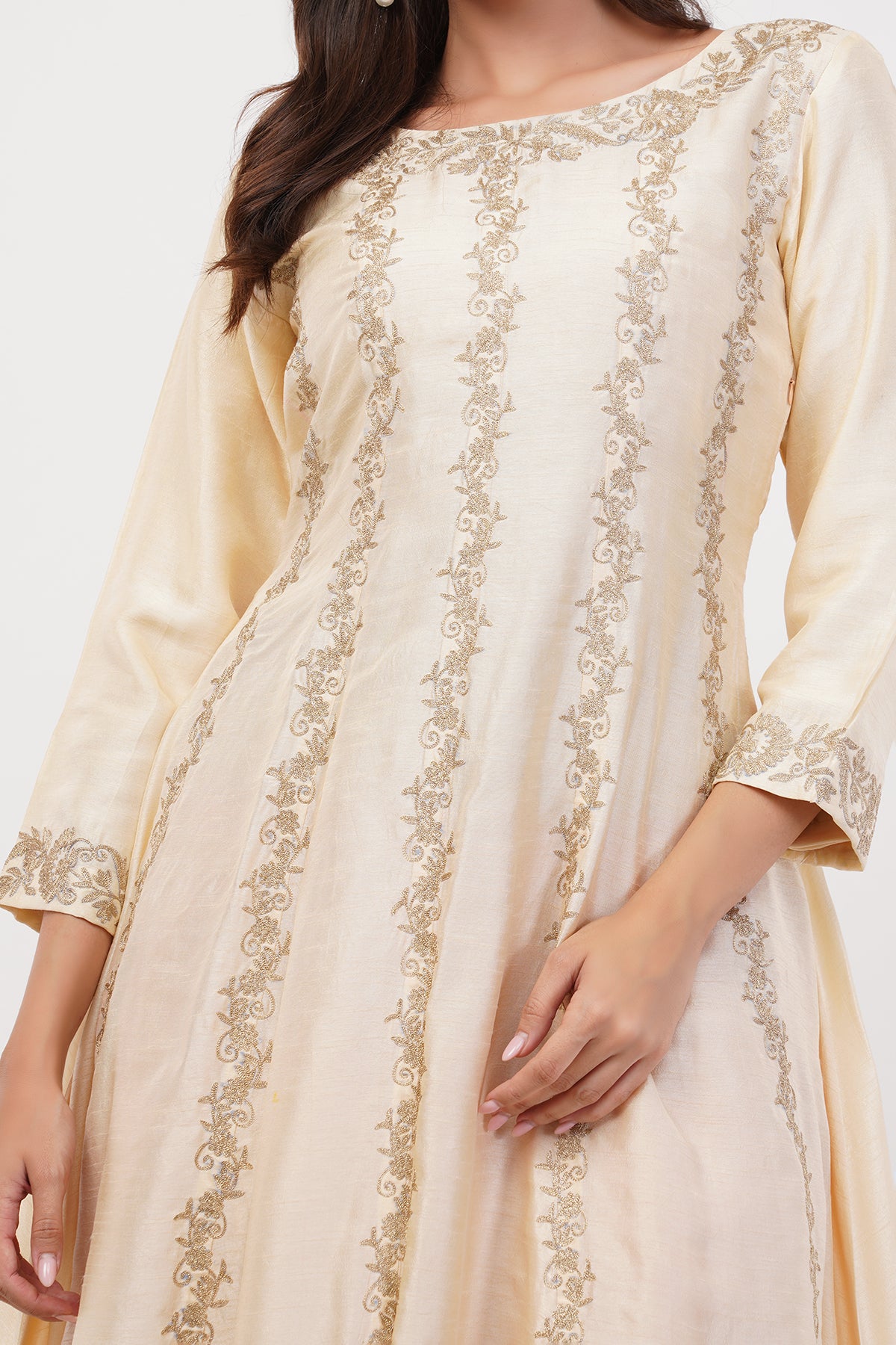 Suique Opulent Cream Anarkali with Golden Embroidery and Vibrant Pink Pants