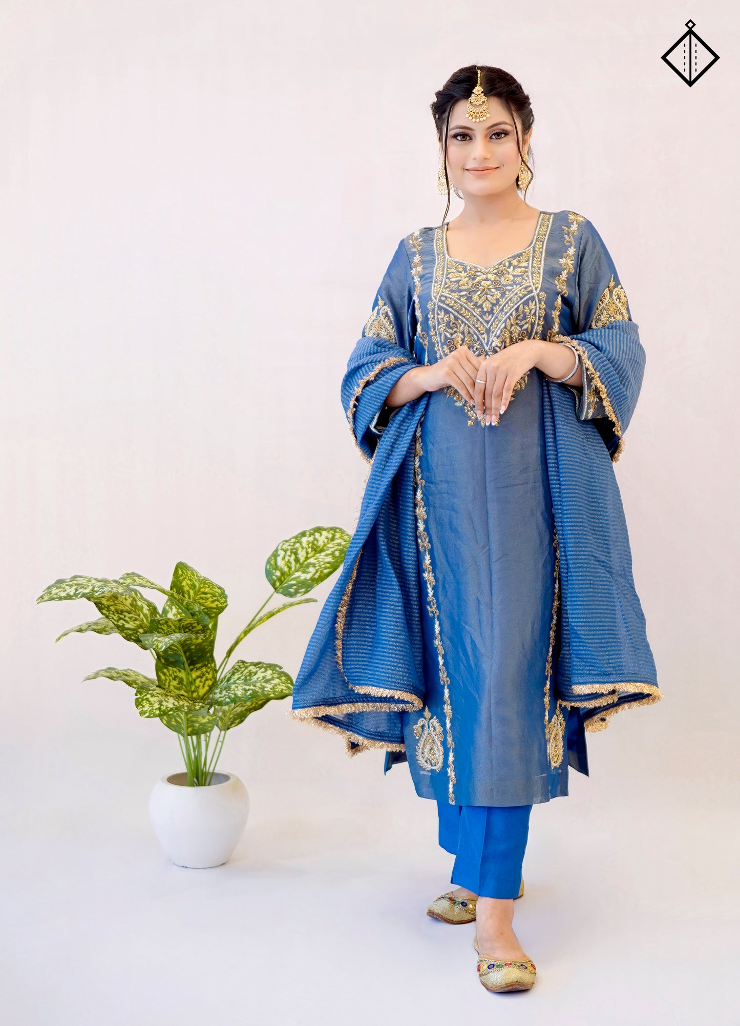 Suique Majestic Blue Shimmer Suit Set