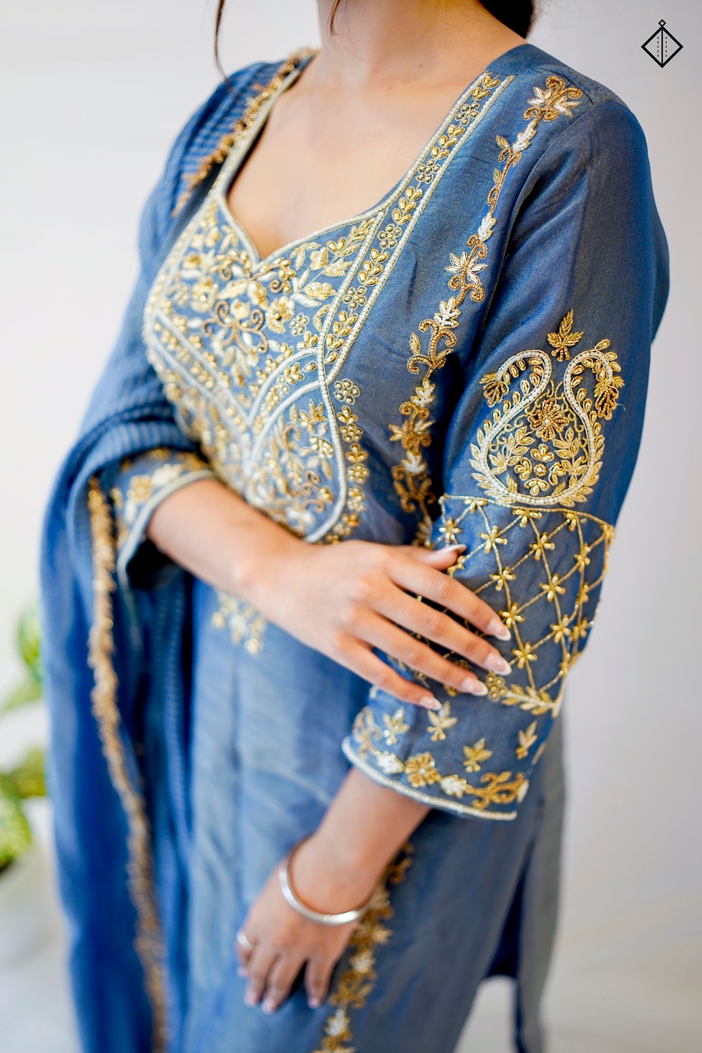 Suique Majestic Blue Shimmer Suit Set