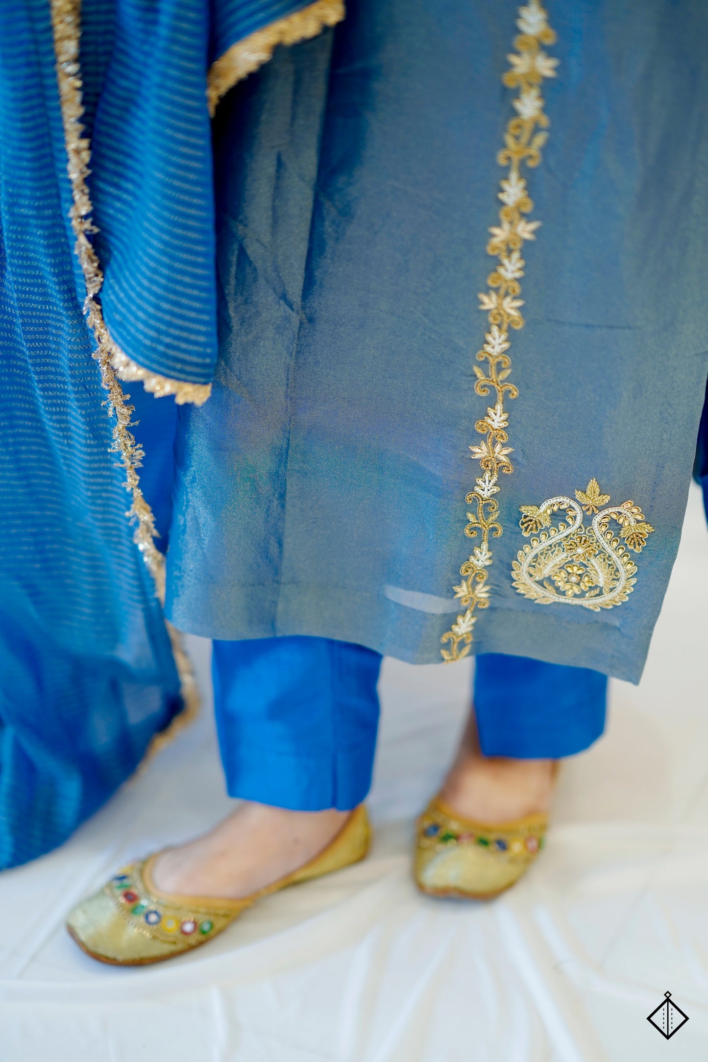 Suique Majestic Blue Shimmer Suit Set