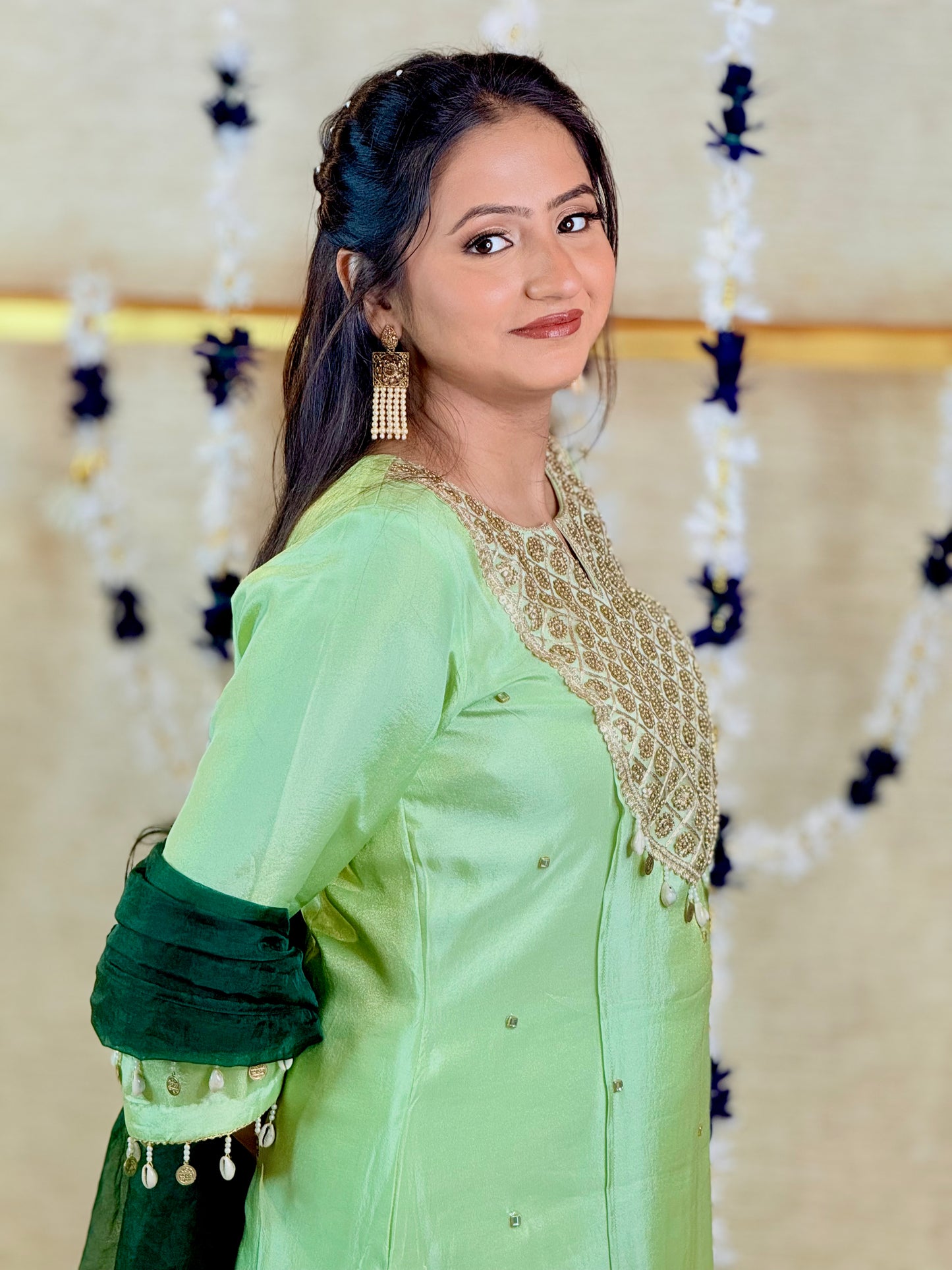 Pista Green Kurta Set with Bottle Green Dupatta
